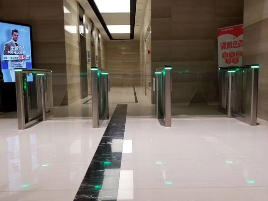 kopen SUS304 Bi-directionele toegangscontrole schommelpoort draaibank online manufacture