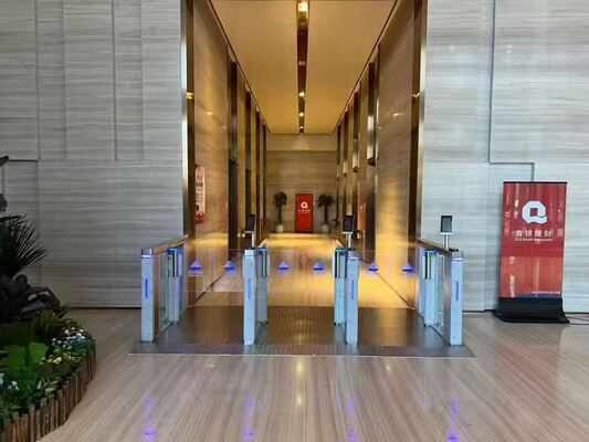 Goede prijs Gezichtsherkenning Snelpoort Aluminium Materiaal Plus RFID QR Code Lezer Automatische Beveiligingspoort online